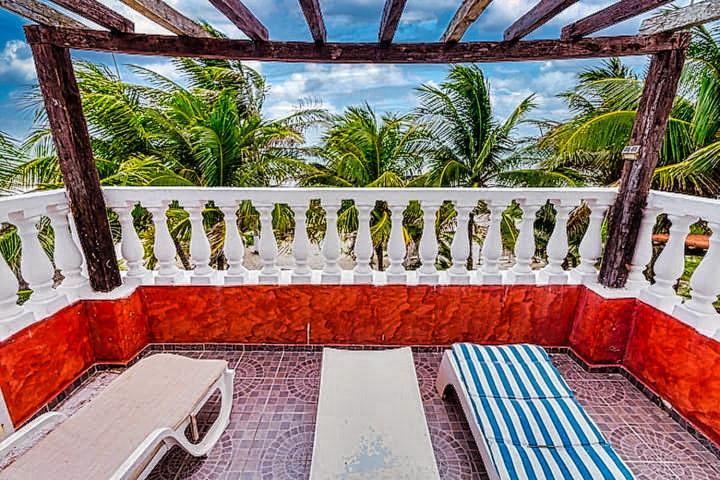 Beachfront Casa Maya Lodge Эль-Куйо Экстерьер фото